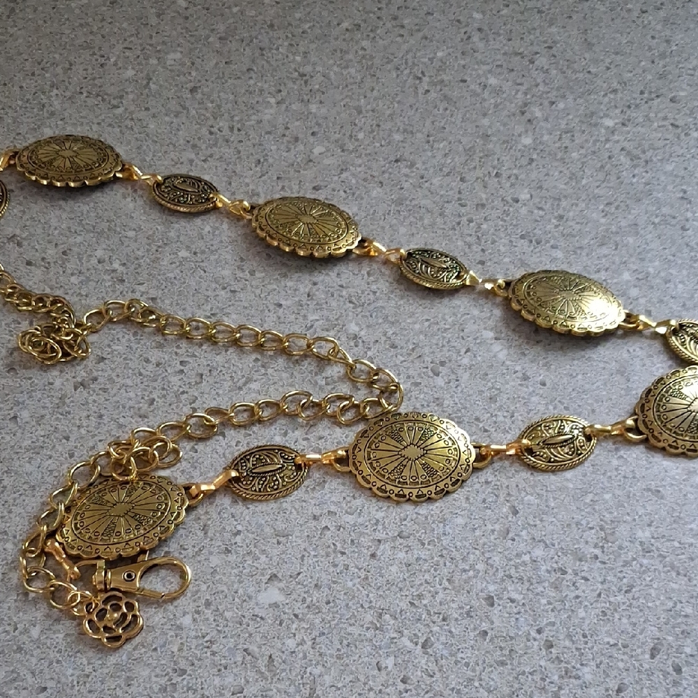 Elegant Gold-Tone Belt